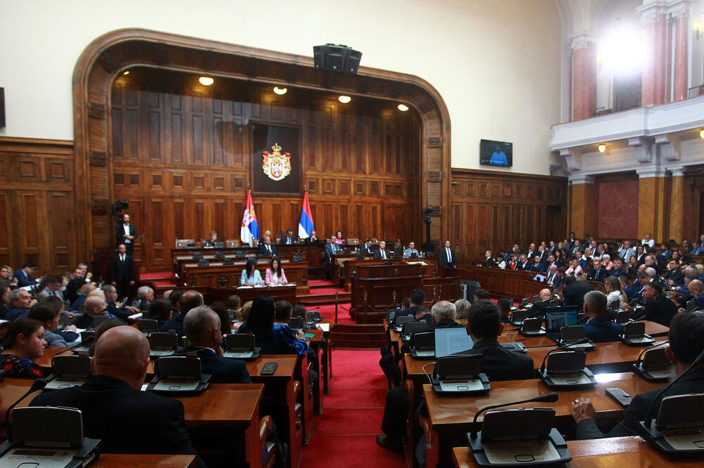 OVO SU NOVA MINISTARSTVA: Skupština usvojila izmene zakona, još samo jedan korak do formiranja VLADE SRBIJE