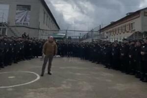 SNIMAK VAGNEROVACA O KOME SVI PRIČAJU: Lider grupe Evgeniji Pirgožin regrutuje osuđenike po ruskim zatvorima! Ovo je ponuda VIDEO