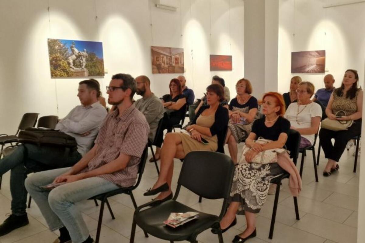 Inaugurata la mostra fotografica “Belgrado, meta per gli amanti dell’arte”