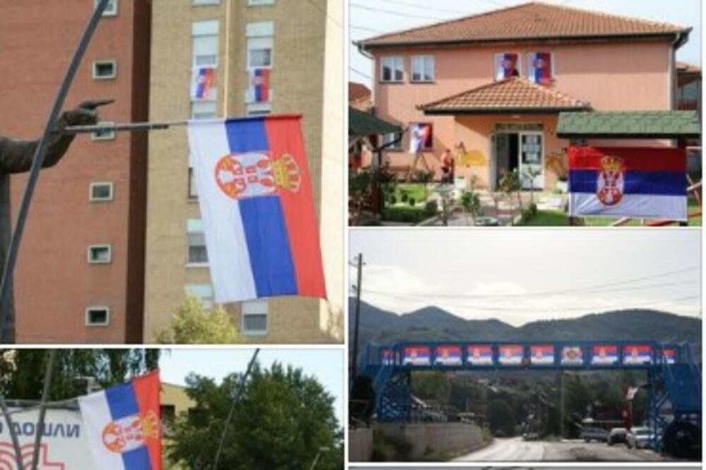 PETKOVIĆ: I južno i severno od Ibra ponosno istaknuta srpska zastava (FOTO)