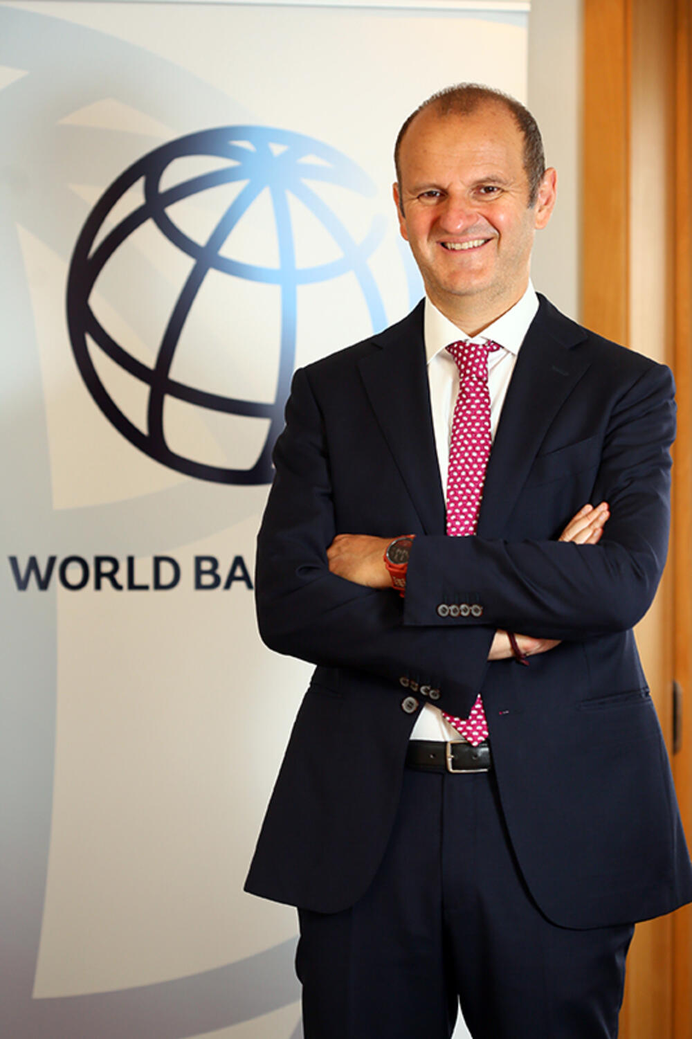 Nikola Pontara, Nicola Pontara, Predstavnik Svetske banke u Srbiji