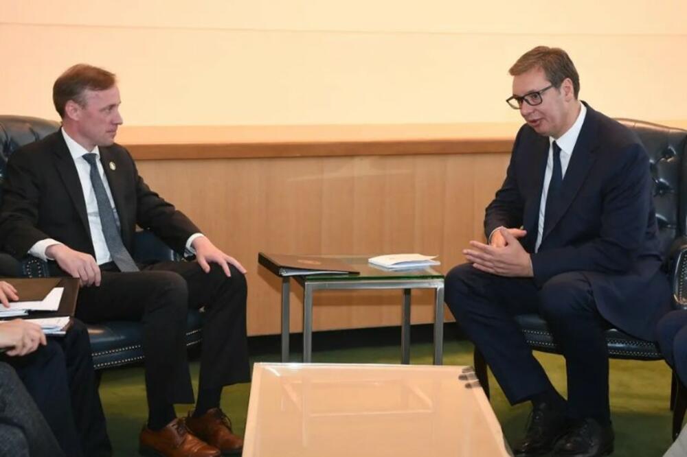 NAJZNAČAJNIJI SASTANAK U NJUJORKU: Predsednik Vučić imao otvoren razgovor sa Bajdenovim savetnikom Salivenom (FOTO)