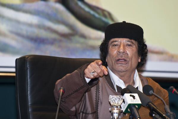 KIDNAPOVANE, PREBIJANE I PONIŽAVANE! Ispovest robinje iz Gadafijevog harema: Uzimao je vijaguru i imao je s*ks četiri puta dnevno