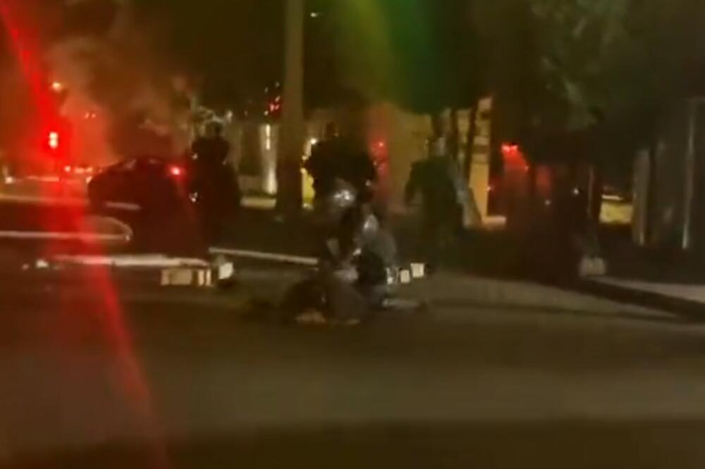 IRANSKA POLICIJA NIKAD BRUTALNIJA: Žena im prišla raširenih ruku, odmah počeli da je udaraju pendrecima! UZNEMIRUJUĆI PRIZORI