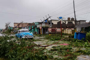 NEUOBIČAJEN POTEZ: Kuba traži hitnu pomoć od SAD zbog nestanka struje! Uragan Ijan za sobom ostavio haos VIDEO