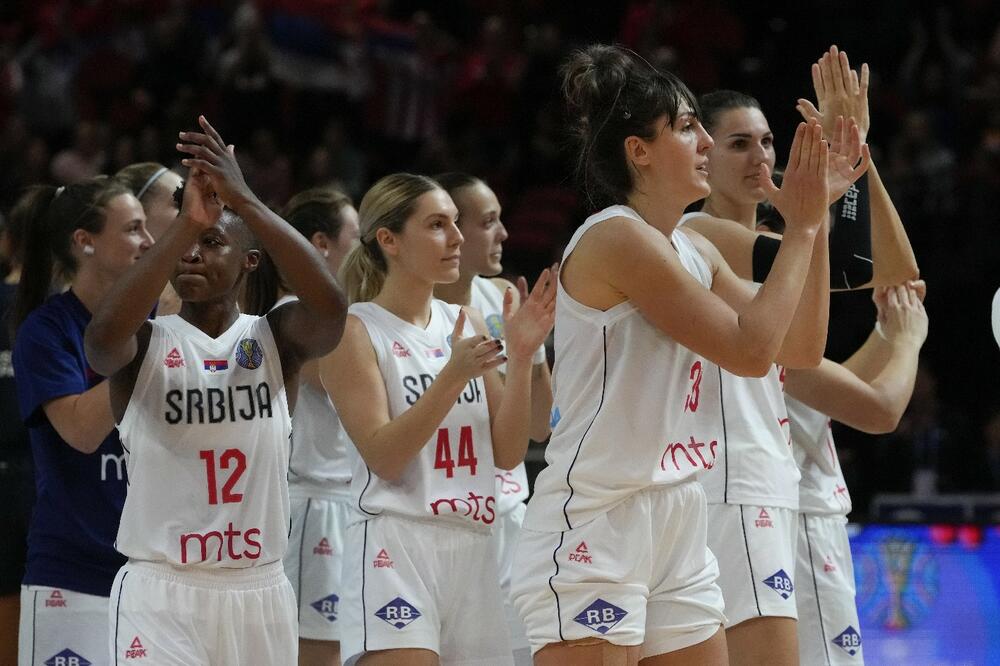 MARININE LAVICE NISU USPELE DA NAPRAVE SENZACIJU: Srpske košarkašice izgubile od Amerikanki i završile učešće na SP