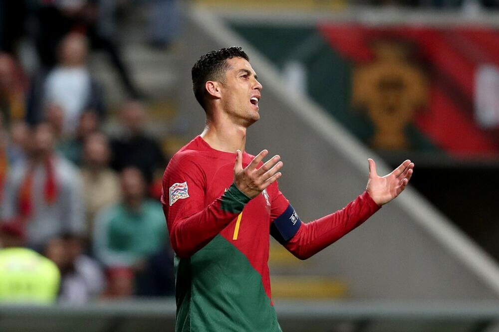 PLJUŠTE KRITKE PRED MUNDIJAL! Ronaldo na NEVIĐENOM UDARU: Portugalci ga IZBACUJU iz startne postave: Sve što je dobro ima kraj!