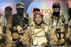 U AFRICI OPET DRŽAVNI UDAR: Kapetan Ibrahim se pojavio na televiziji i saopštio: Pukovnik Daimba je smenjen!