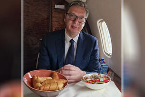 VUČIĆ NA PUTU ZA BUGARSKU: Očekuju ga važni sastanci za Srbiju! Predsednik otkrio i šta doručkuje (FOTO)