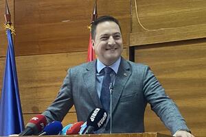 ULAGANJE U ZNANJE JE VELIKA INVESTICIJA: Ministar Ružić sa brucošima na Veterinarskom i Političkim naukama u Beogradu