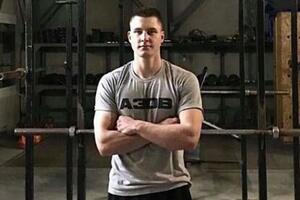 "PROŠAO JE 7 KRUGOVA PAKLA" Mladi bokser POGINUO u Ukrajini: Trener otkrio detalje UŽASA sa ratišta! JEZIVA SUDBINA PORODICE