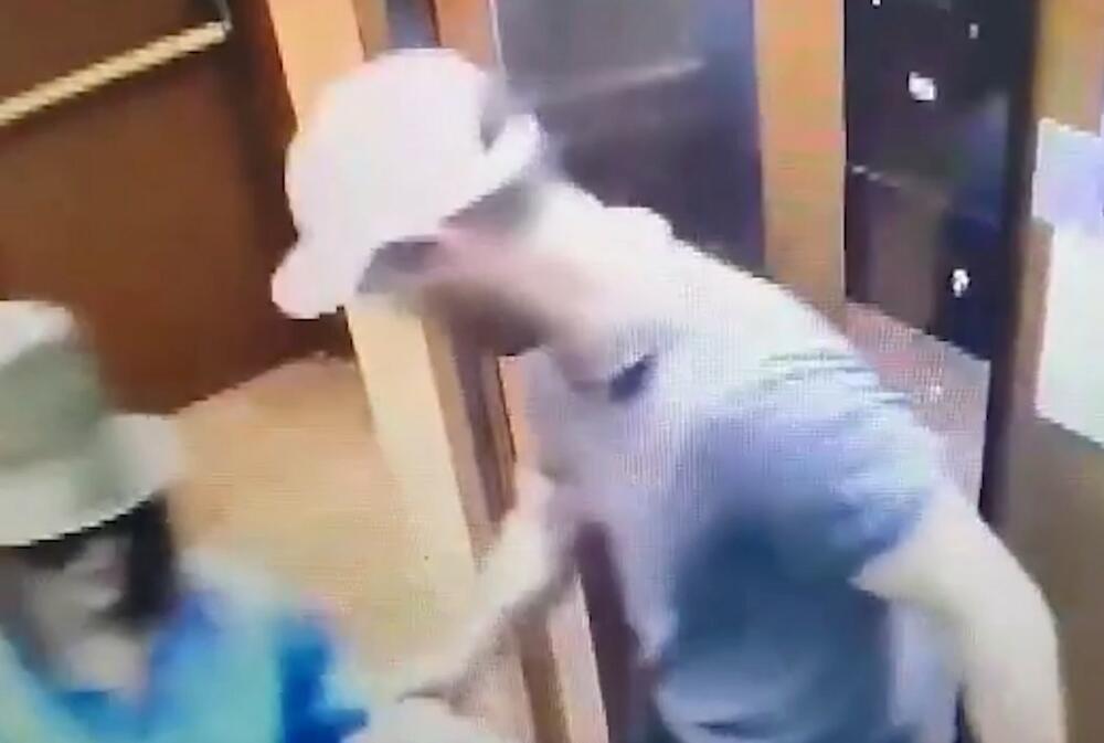 vukotić i maša m. u liftu tržnog centra neposredno pred ubistvo