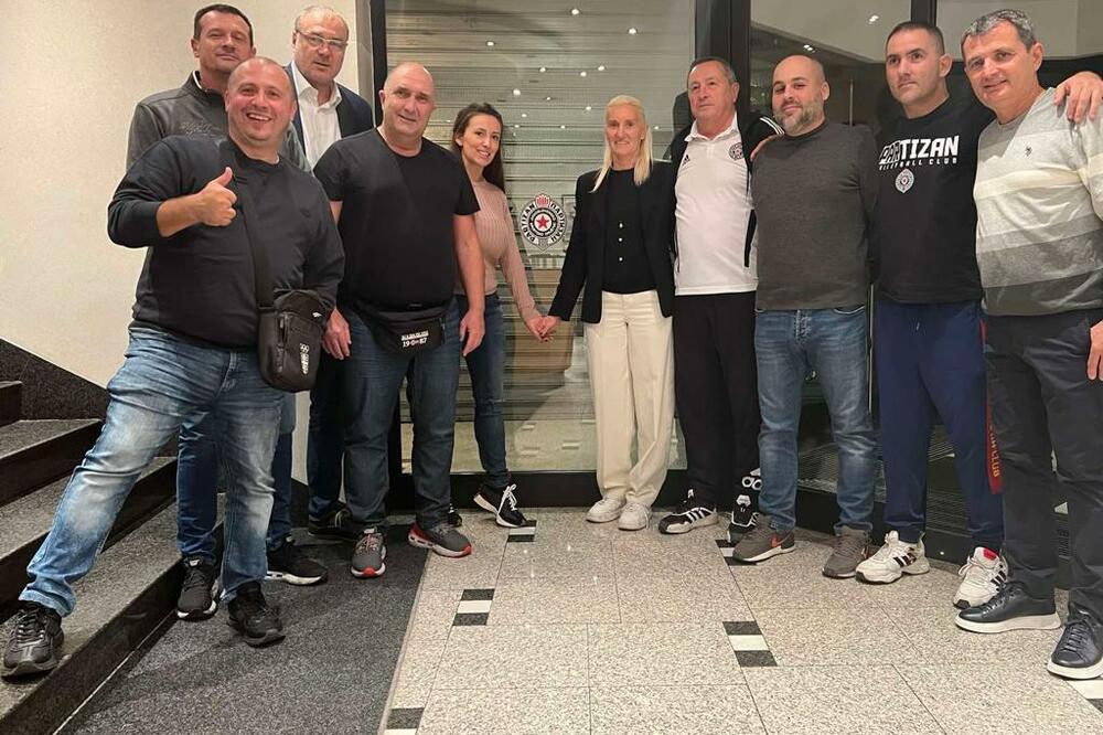 RADNA ATMOSFERA: Novo rukovodstvo JSD Partizan na svom radnom mestu