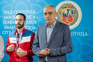 Gradonačelnik Bakić primio reprezentativce i takmičare subotičkog Karate kluba „Spartak-Enpi“