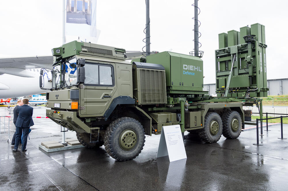 IRIS -T STIGAO U UKRAJINU: Nemačka isporučila PVO sistem za borbu protiv ruskih raketa i borbenih aviona!