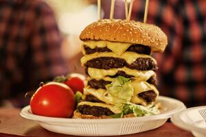 AMERIČKA KLOPA U BEOGRADU: 7 najboljih burger barova prestonice