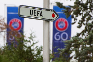 ODLUKA DISCIPLINSKE KOMISIJE: UEFA žestoko kaznila Levski zbog incidenata navijača u Skoplju