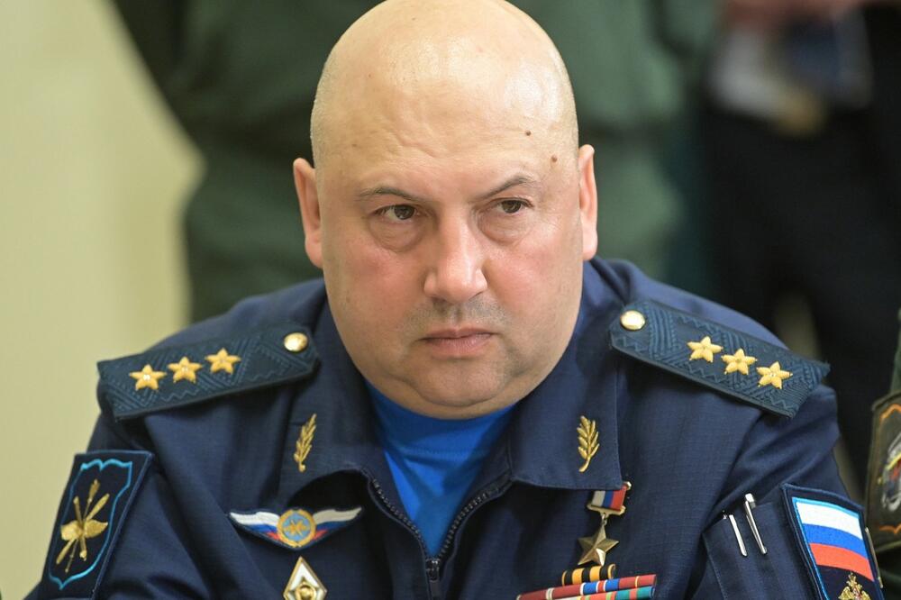 SUROVIKIN UHAPŠEN ZBOG ORUŽANE POBUNE? Moćni ruski general odveden u zatvor zbog podrške vođi Vagnera ŠOKANTNE VESTI IZ MOSKVE