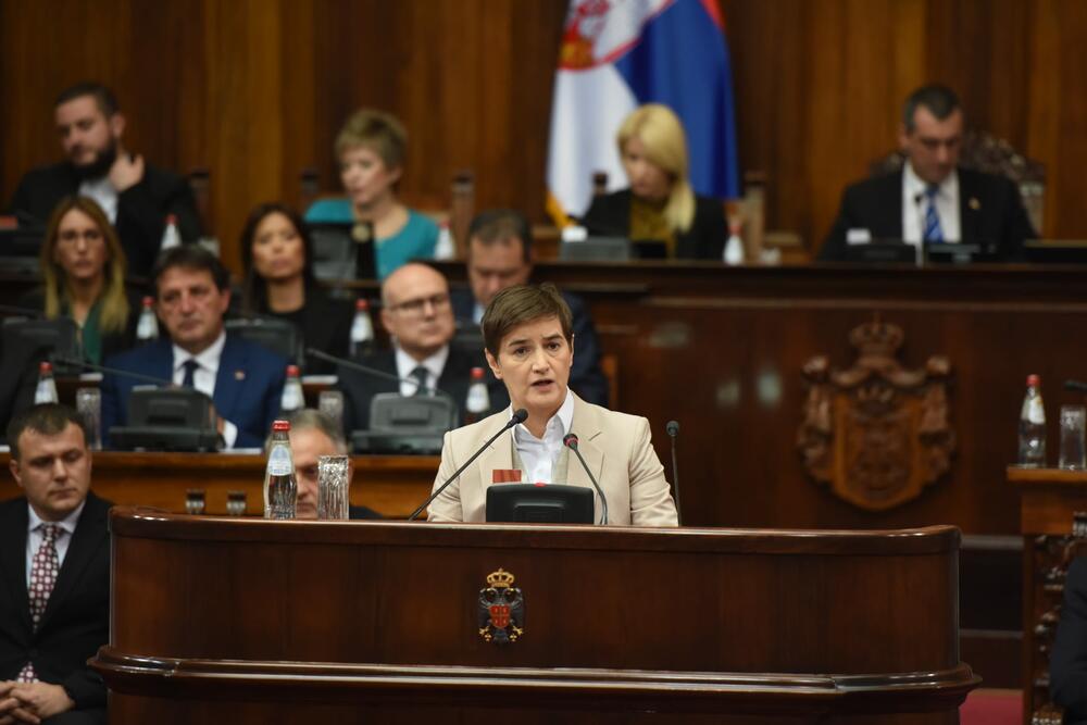 Mandatarka Ana Brnabić je iznela ekspoze pred poslanicima