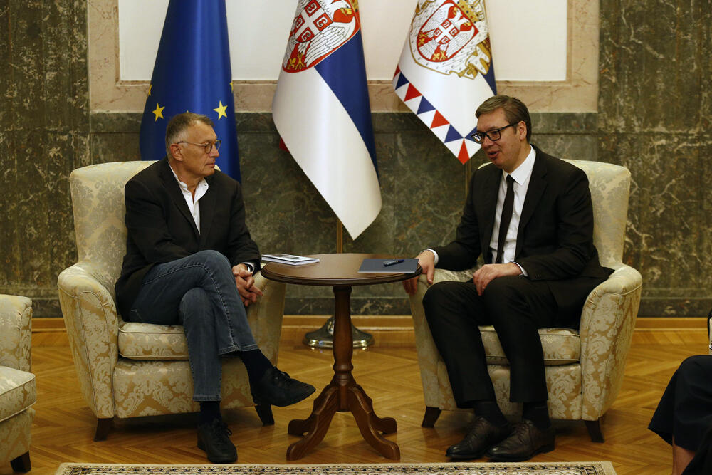 Nedavni susret Vučića i Besona
