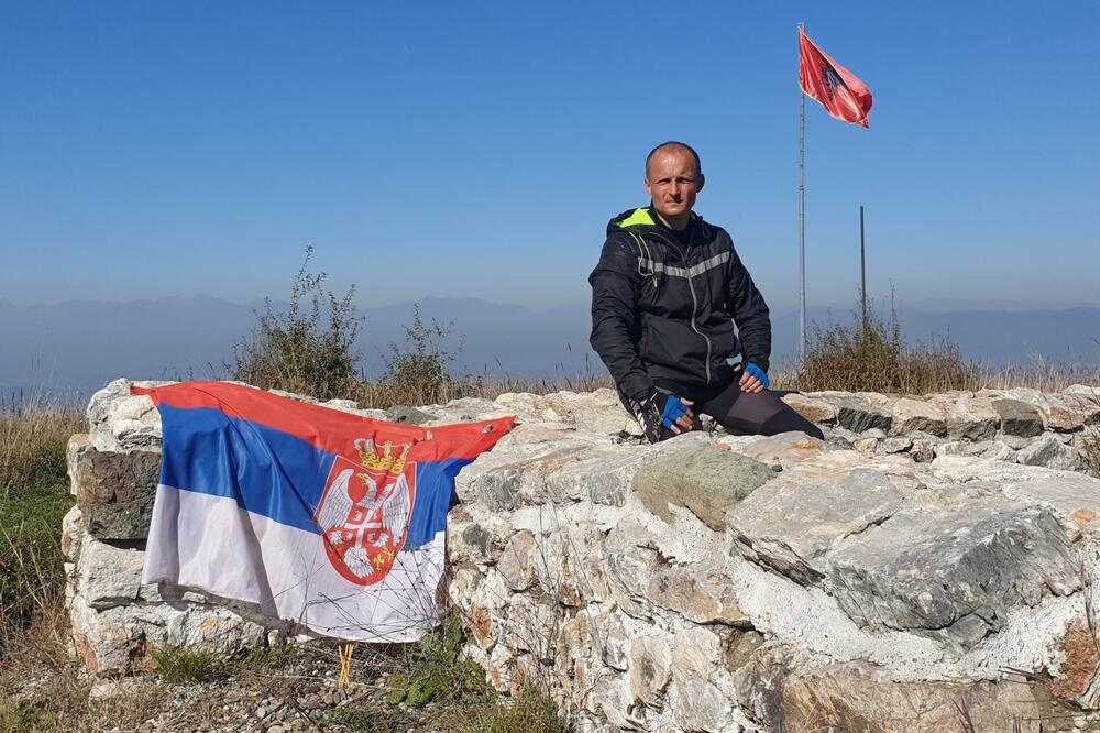 POSLE 21 DANA I 1.000 PREĐENIH KILOMETARA: Dragan Šibalić završio hodočašće svetom srpskom zemljom (FOTO)
