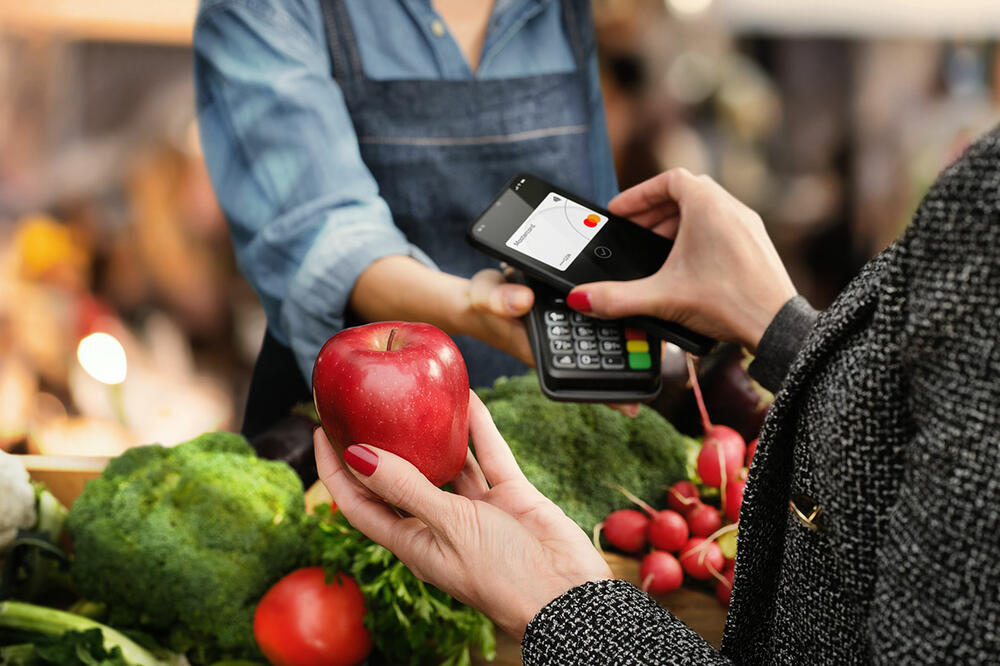 Praktična plaćanja mobilnim novčanicima donose i keš-bek