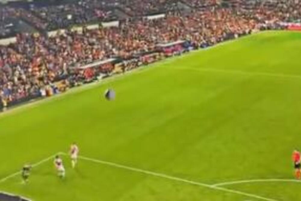 NADREALNO! A onda nešto kažu o stadionima u Srbiji: Pogledajte kako je šut igrača REAL MADRIDA završio u TUĐEM STANU (VIDEO)