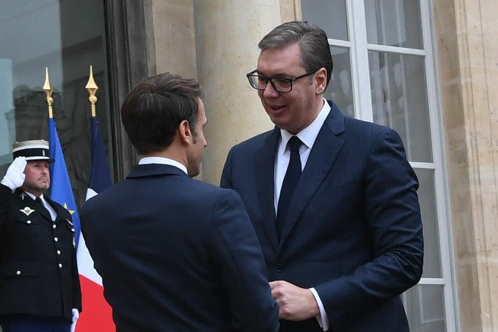 MAKRONA DOŽIVLJAVAM KAO ISKRENOG PRIJATELJA, RAZGOVARALI SMO I O KiM: Vučić se oglasio posle sastanka sa francuskim predsednikom