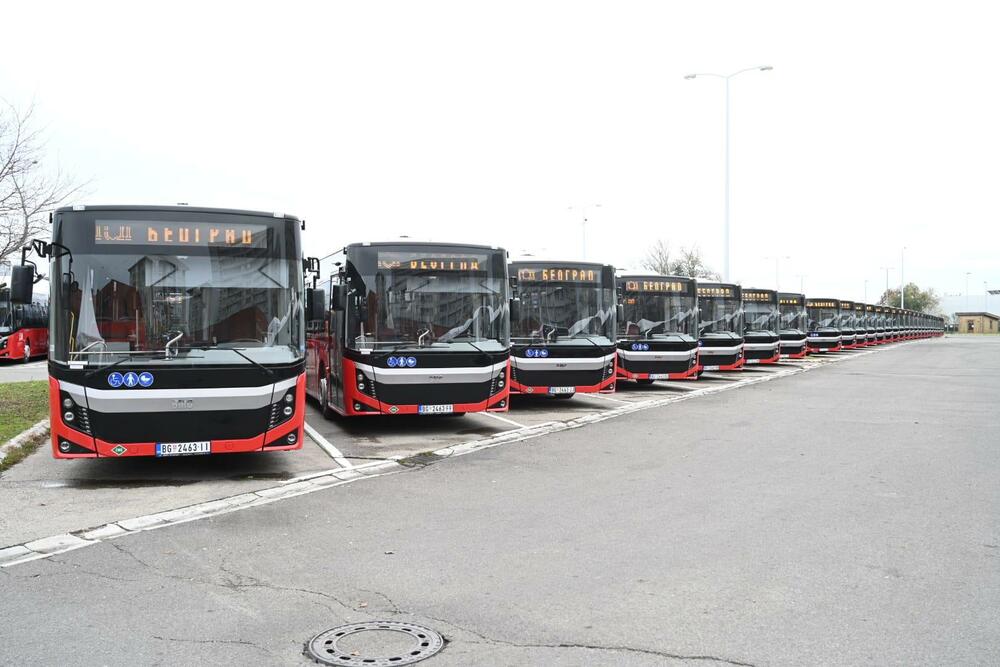 Aleksandar Šapić, novi autobusi, GSP, autobus