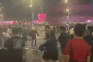 TUČA NAVIJAČA NA MUNDIJALU! Makljaža usred Katara, šutirali se i udarali, nigde obezbeđenja A OVO JE RAZLOG HAOSA! (VIDEO)