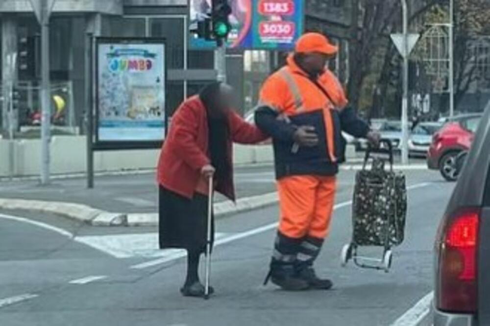 OVAJ RADNIK GRADSKE ČISTOĆE JE HEROJ DANA U BEOGRADU: Nasred Terazija pritekao u pomoć baki sa štakom (FOTO)