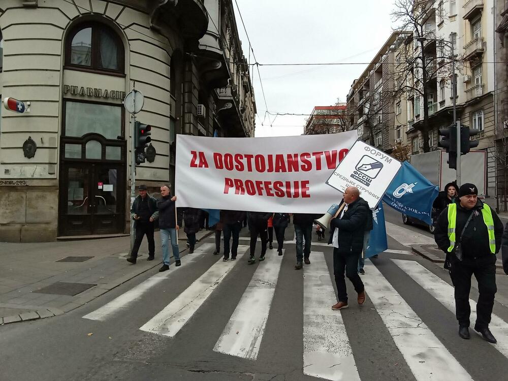 protest prosvetara