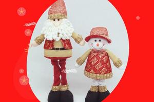 ČAROBNI UKRASI I ZA DOM I ZA OFFICE: Figure Sneška i Deda Mraza učiniće svaki prostor posebnim!