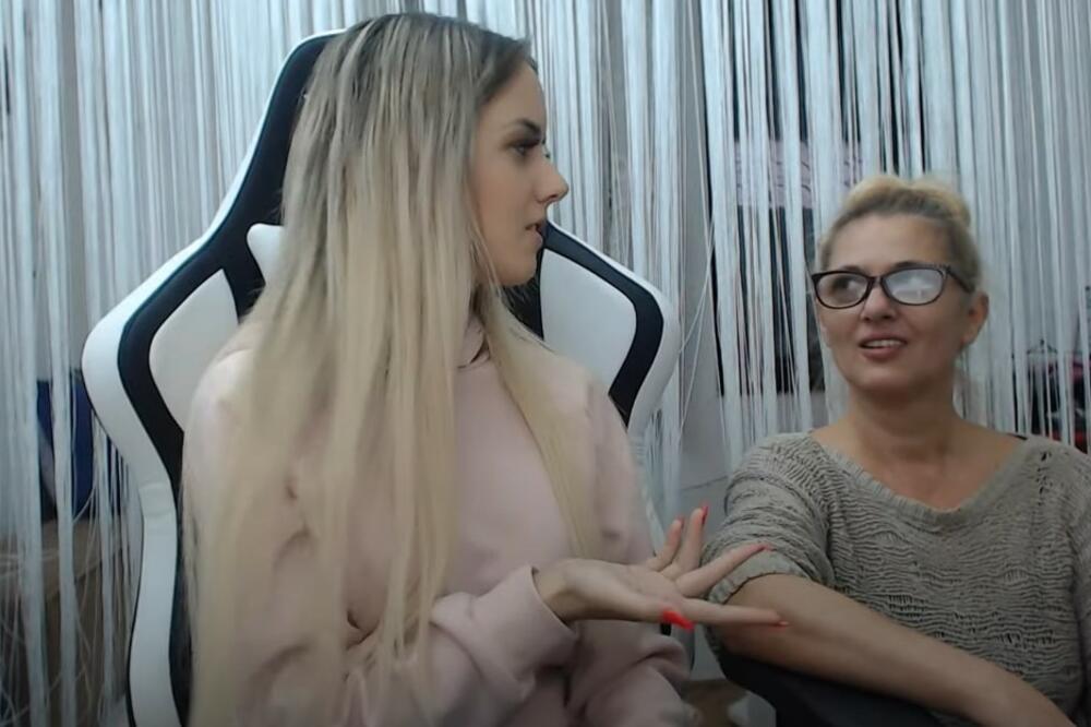 ČEKALA JE DA PROĐE GODINU DANA Majka Kike Đukić objavila njihov zajednički video koji jutjuberka nije stigla! SRCE PUCA (VIDEO)