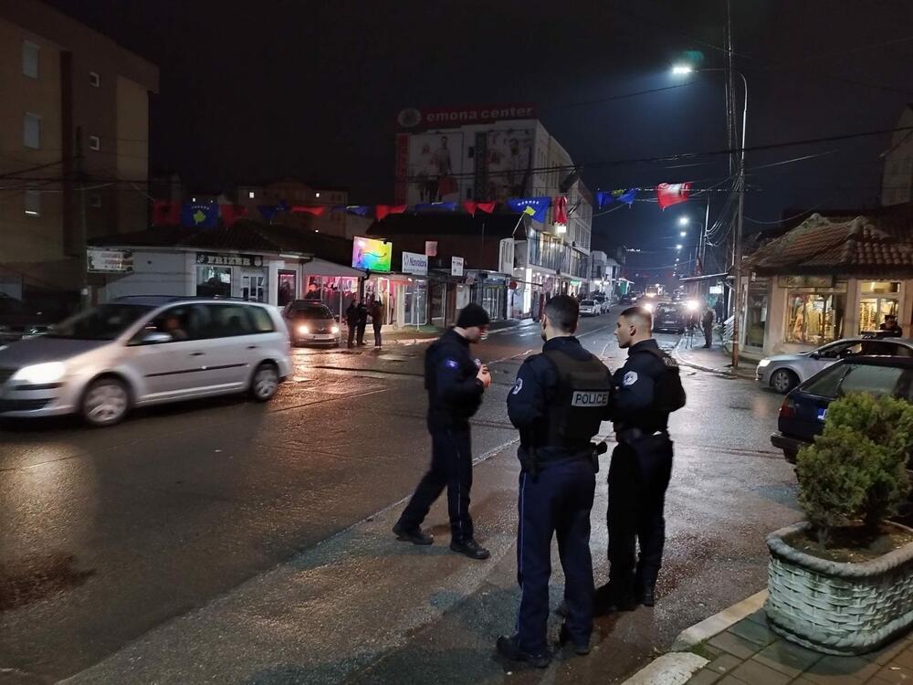 Severna Mitrovica, Kosovo i Metohija, kosovska policija