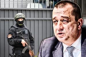 ZAVRŠIO SAM DULU DA GA NE UHAPSE: Specijalni tužilac Čađenović ima poseban tretman u Spužu ISPLIVALI NOVI DETALJI NAKON HAPŠENJA