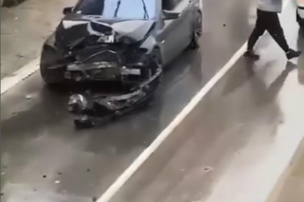 PAZARAC SE AUTOM ZAKUCAO U ZGRADU, A U ZRENJANINU 5-STRUKI LANČANI?! Pogledajte snimke nesreća iz različitih krajeva Srbije VIDEO
