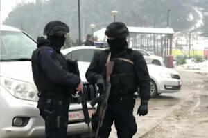 KURIR SAZNAJE: 11 kamiona natovarenih najsavremenijim oružjem iz Turske ide ka Kosovu