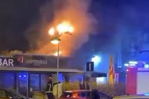 POŽAR NA NOVOM BEOGRADU, LOKAL U PLAMENU: Povređen radnik, stiglo 5 vatrogasnih vozila (FOTO)