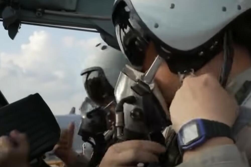 SMRT KOJA JE ZADIVILA I NEPRIJATELJA: Dva ruska pilota POGINULA da bi spasla svoje saborce, Ukrajinci im odali NAJVEĆE POŠTOVANJE