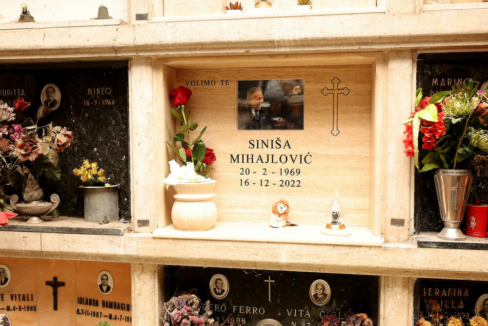 Siniša Mihajlović, sahrana