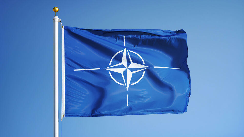 NATO, Nato zastava