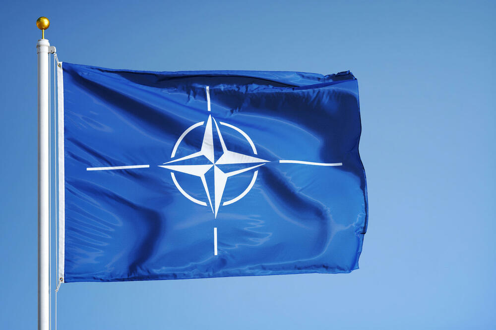 SUSRET MINISTARA NATO PAKTA: Ubrzava se isporuka oružja i municije uoči ruske ofanzive! Razgovor i o borbenim avionima