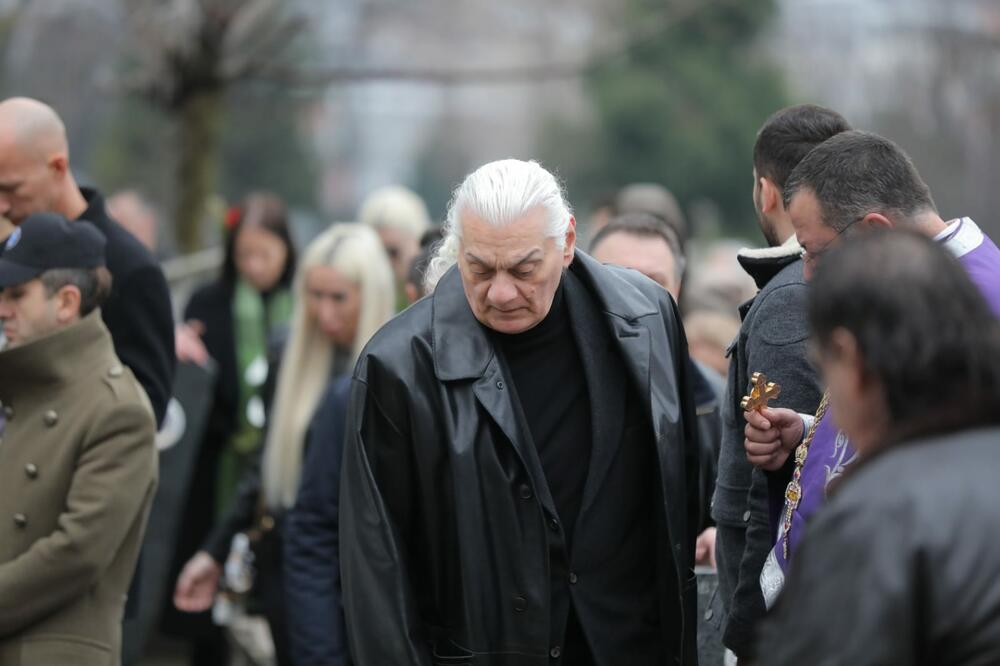 sahrana, Milan Laća Radulović