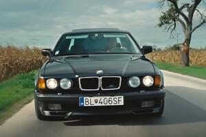 ZA OVOG MOMKA BMW SEDMICA JE ŽIVOT: Slovak sa ocem skupio impresivnu kolekciju kultnih E32 i E23 modela, POSLEDNJI PRAVI BAVARCI