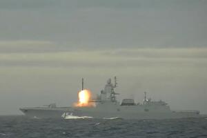 RUSKA RAKETNA FREGATA SA HIPERSONIČNIM RAKETAMA UPLOVILA U SREDOZEMLJE: NATO budno prat, brod krenuo prema luci Tartus!