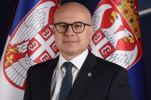 Ministar VUČEVIĆ: Pohvala za novosadsku policiju i privođenje ultradesničarske grupe Narodne patrole