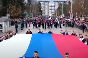 GRAĐANI REPUBLIKE SRPSKE NA NOGAMA: Srbi sa zastavama na četiri lokacije međuentitetske linije (VIDEO, FOTO)