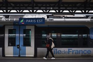 PARIZ U BLOKADI: Podmetnuti požari oštetili 48 kablova, železnička mreža u prekidu