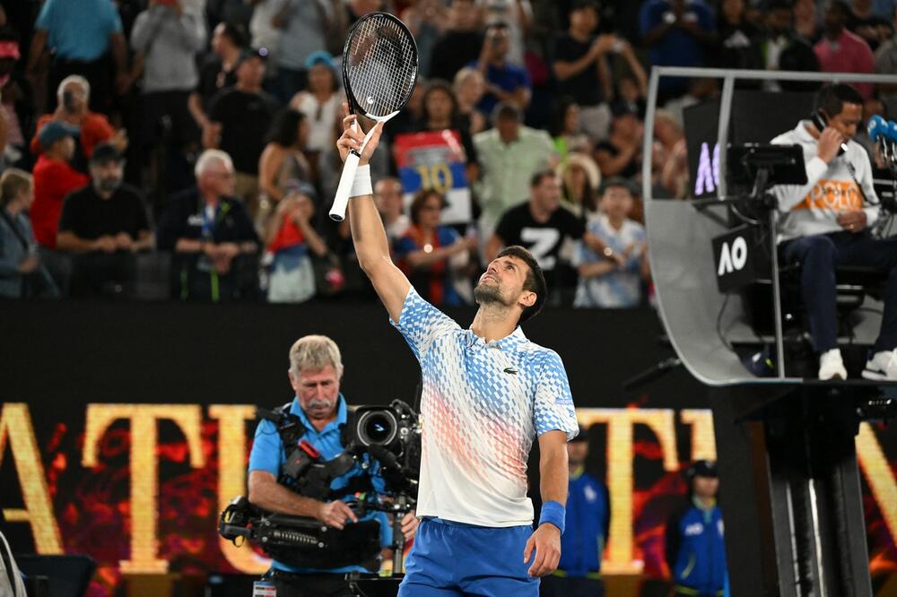 Djokovic atropela Rublev, vai à semi do Australian Open e iguala